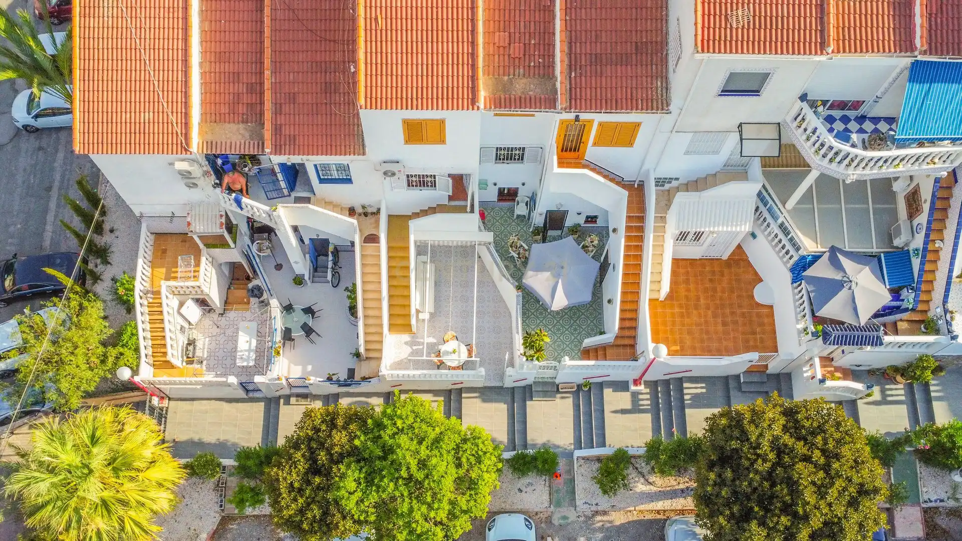 Vista exterior de Casa adosada en venta en Torrevieja con Aire acondicionado y Trastero
