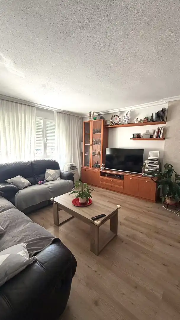 Flat with lift for sale in LIBERTAD, imagen 2