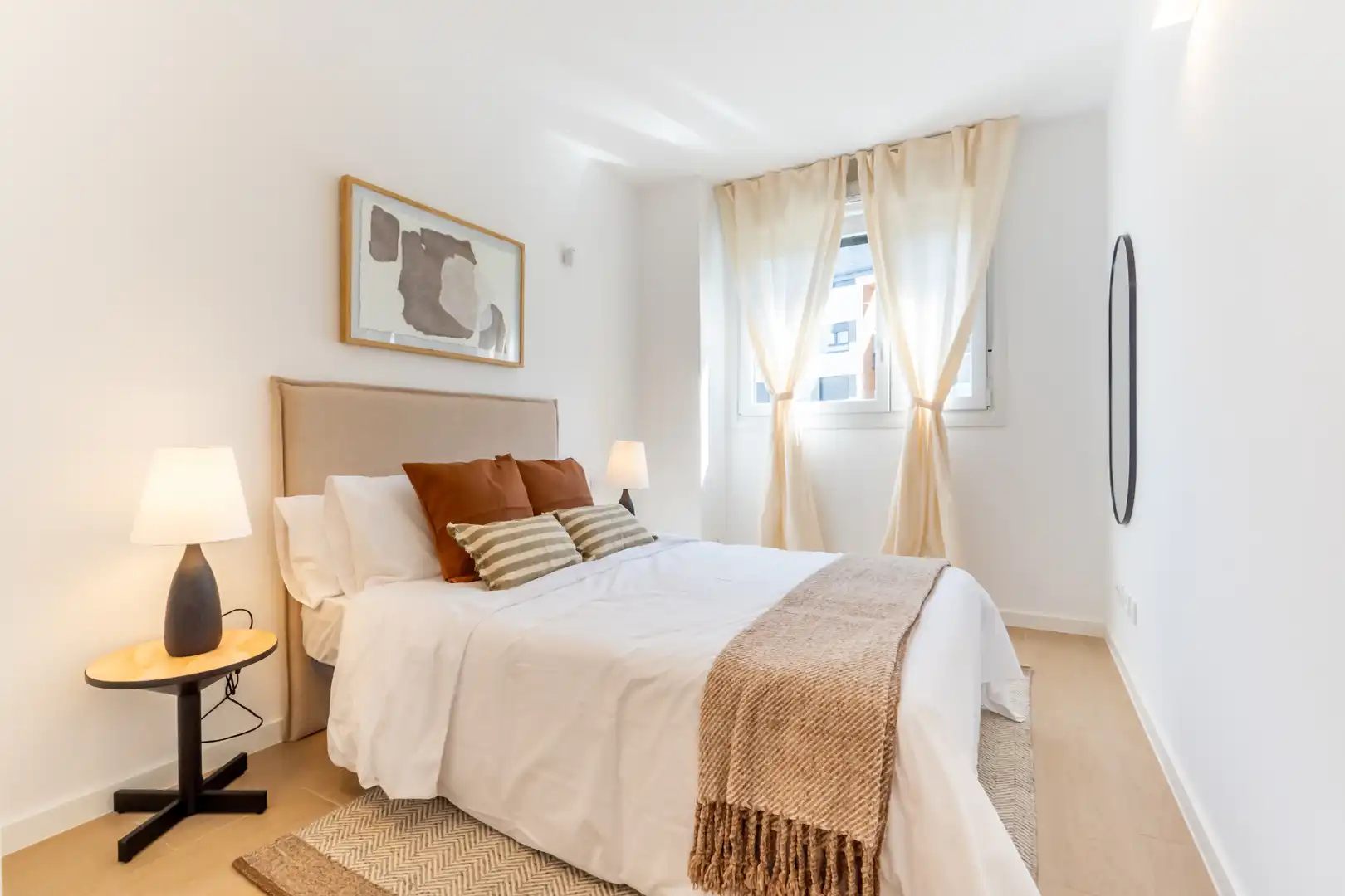 Bedroom of Apartments for rent in Madrid  with Air Conditioner, Heating and Storage room
