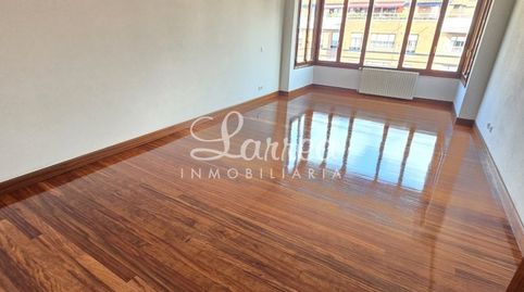 Foto 2 de Piso en venta en Amorebieta-Etxano, Bizkaia