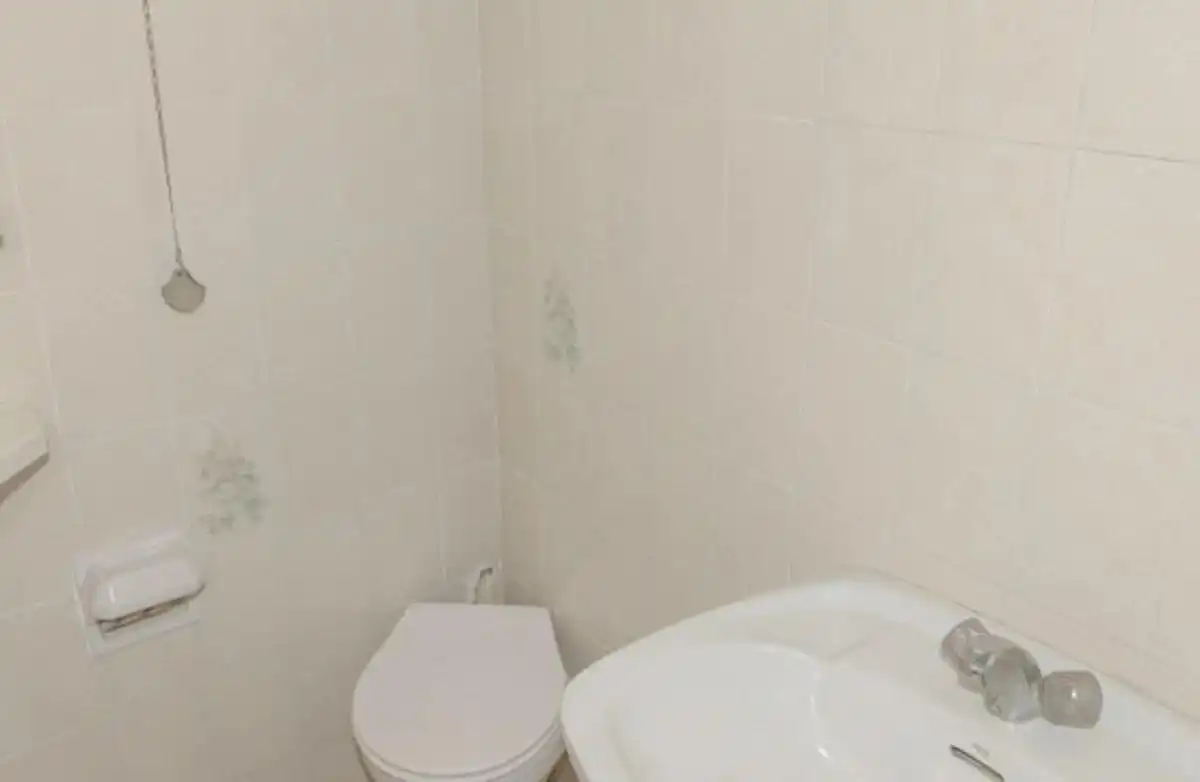 Bathroom of Houses for sale in A Rúa 