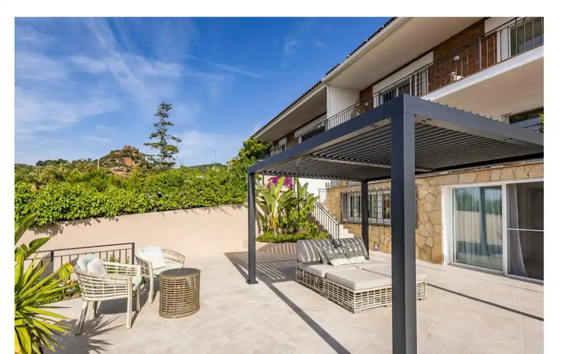 Terrassa de Casa o xalet en venda en Gavà amb Aire condicionat, Calefacció i Jardí privat