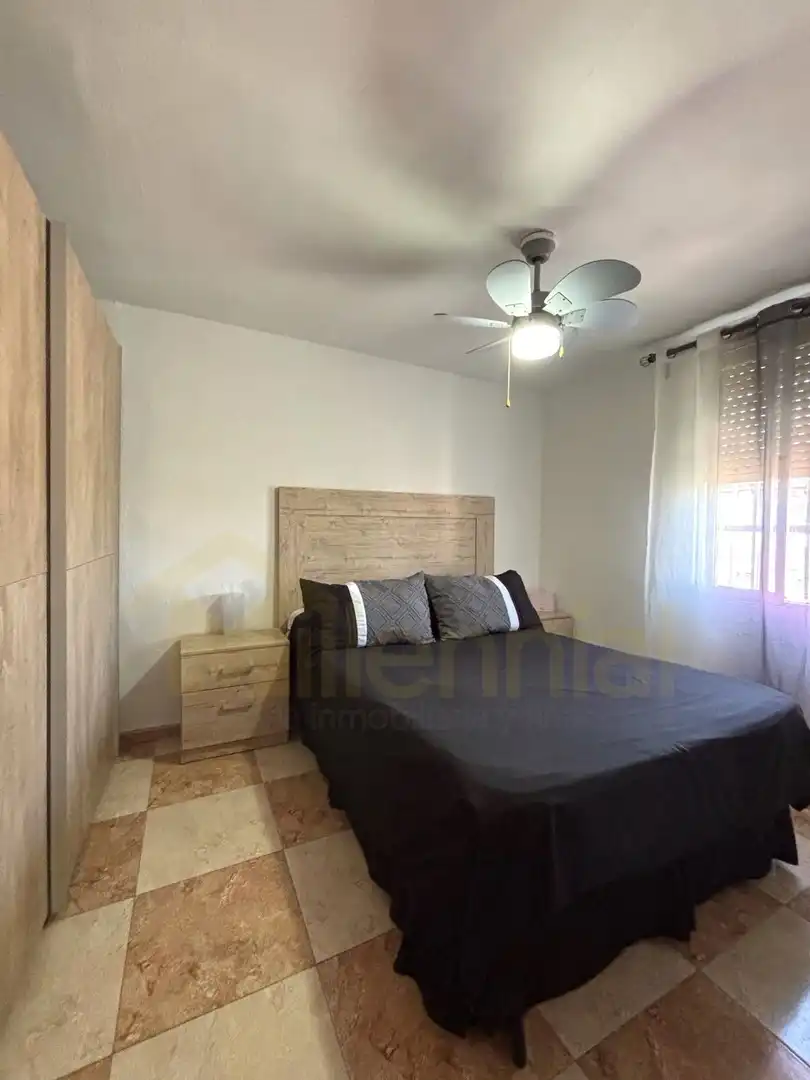 Bedroom of Flat for sale in Sevilla