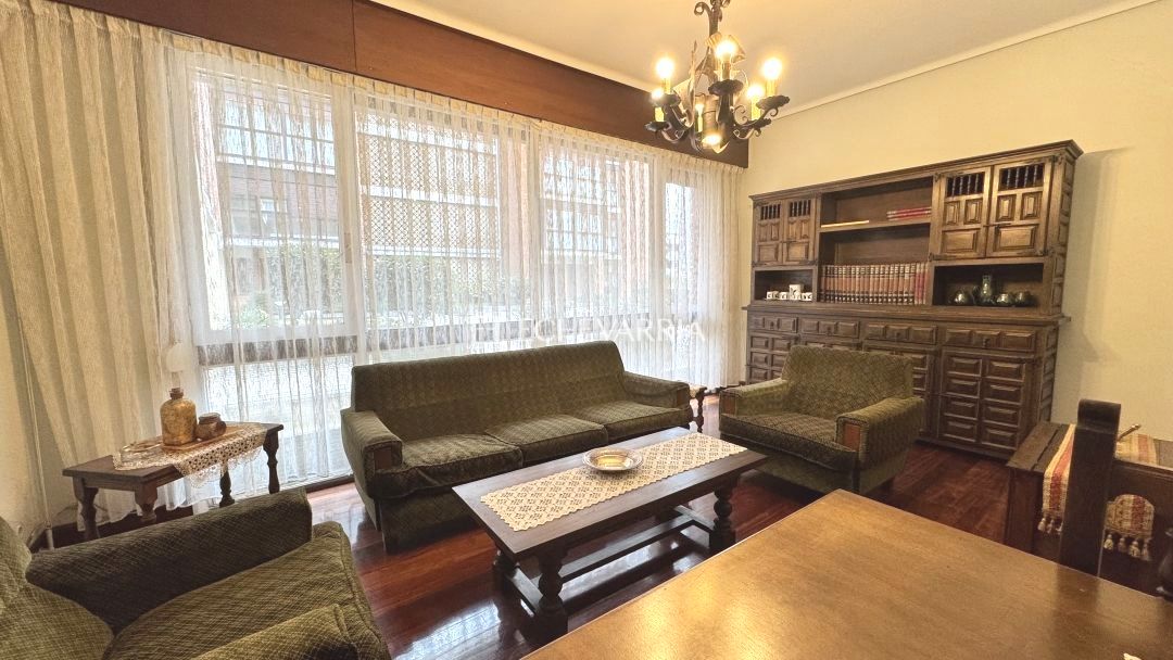 Living room of Flat for sale in Getxo   with Heating, Private garden and Storage room
