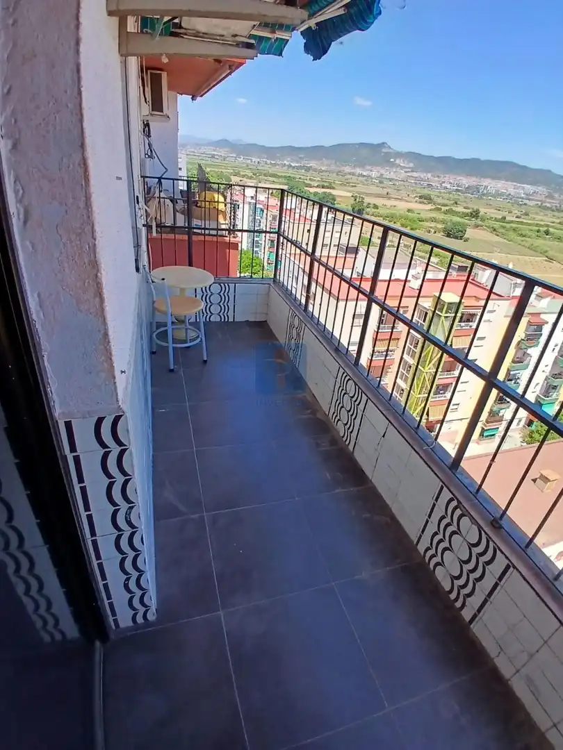 Terrassa de Pis en venda en Sant Boi de Llobregat amb Aire condicionat, Calefacció i Terrassa