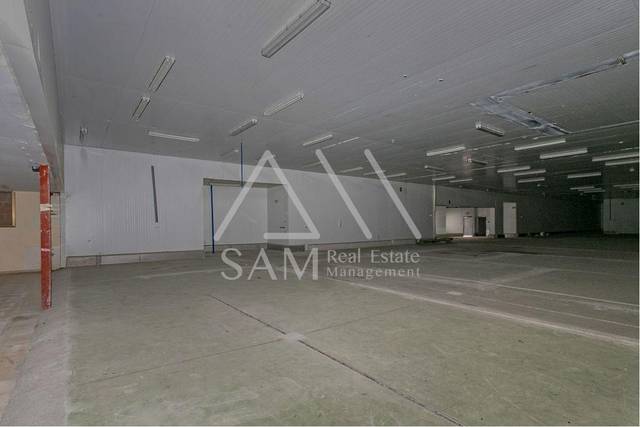 Nave industrial en Venta en Mura