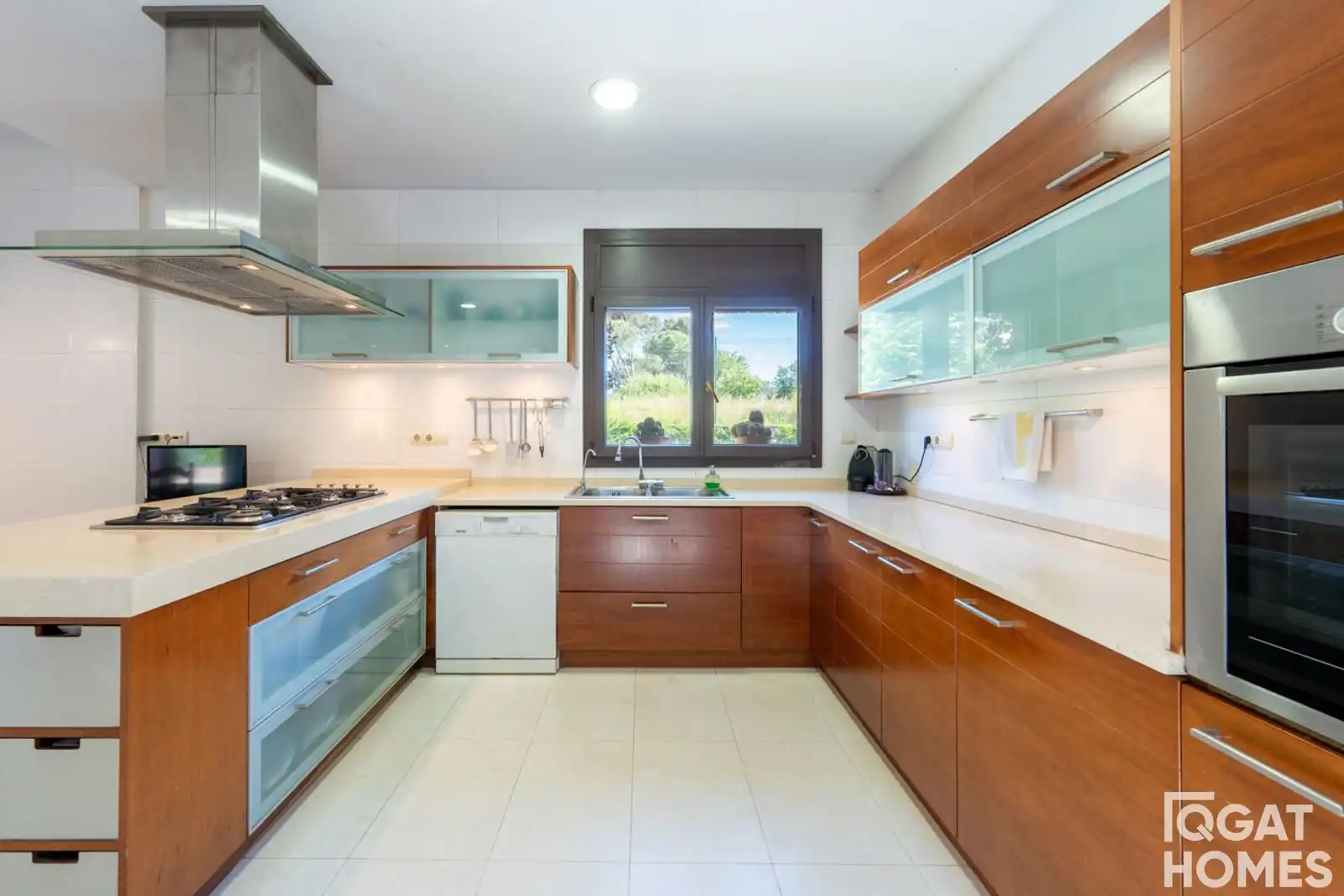 Cocina de Casa o chalet de alquiler en Sant Cugat del Vallès con Aire acondicionado, Calefacción y Jardín privado
