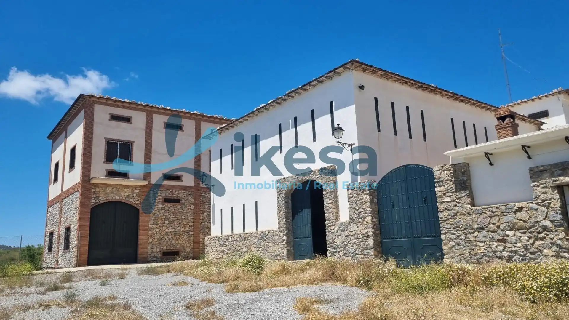 Exterior view of Industrial buildings for sale in Torvizcón