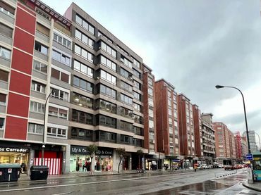 Oficina con ascensor en alquiler en Autonomia Kalea