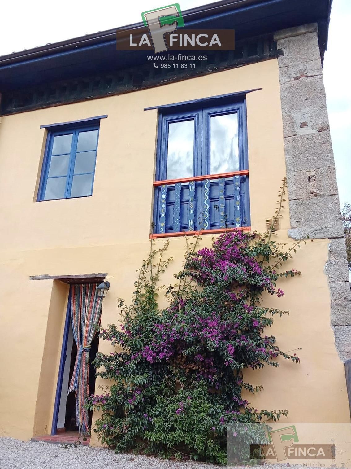 Vista exterior de Casa o chalet en venta en Pravia con Calefacción, Terraza y Trastero