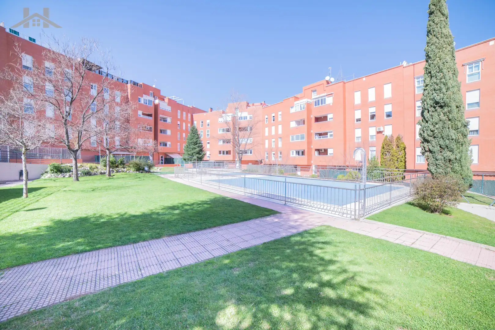 Vista exterior de Pis en venda en Arganda del Rey amb Aire condicionat, Calefacció i Parquet