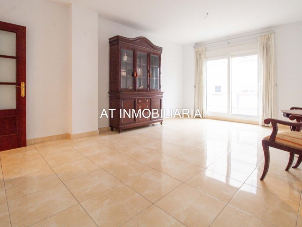 Sala d'estar de Pis en venda en  Cádiz Capital amb Aire condicionat