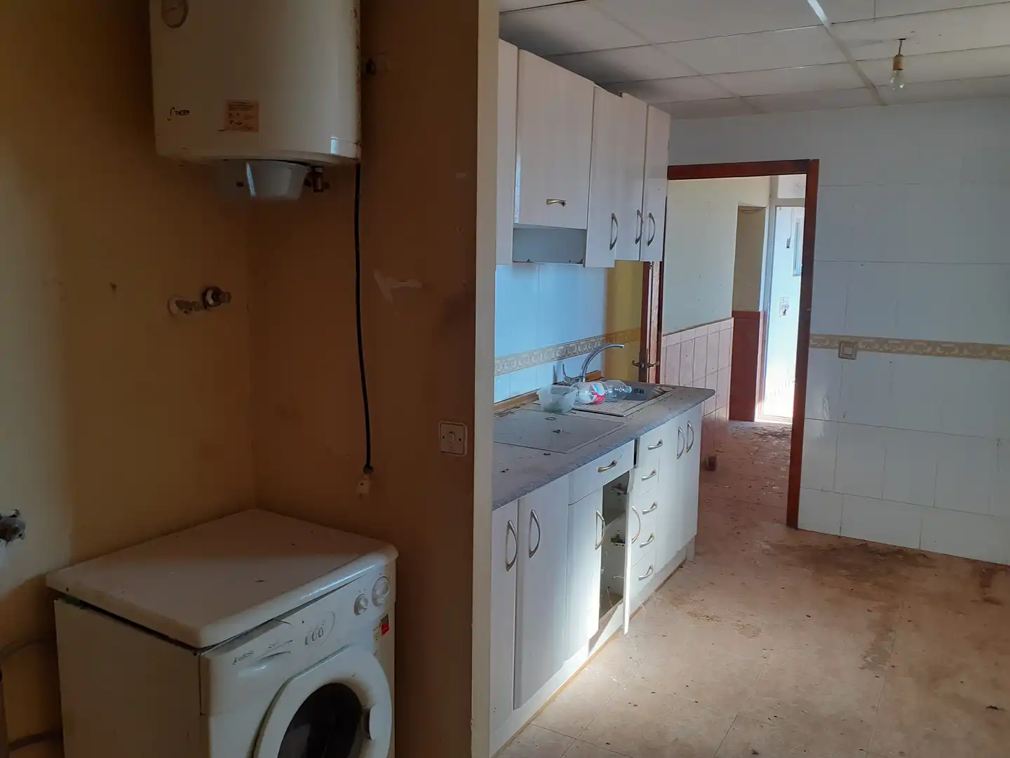 Kitchen of Houses for sale in Valenzuela de Calatrava  with Air Conditioner, Heating and Storage room