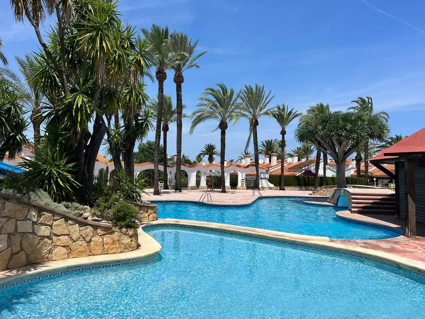 Apartment with pool for sale in Las Marinas / Les Marines