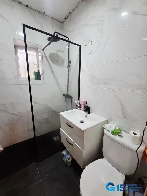 Badezimmer von Wohnung zum Verkauf in Errenteria