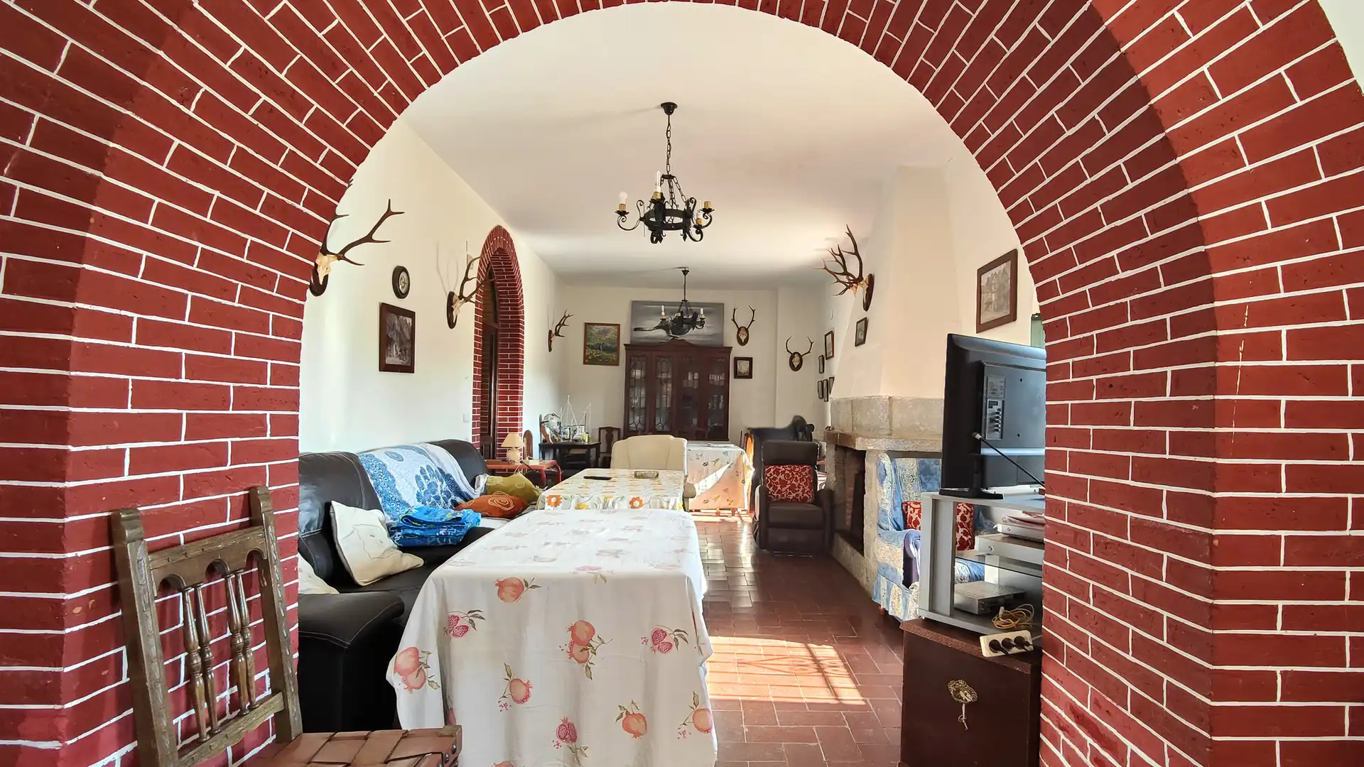 Houses for sale in Calle Lopez de Ayala, Rena