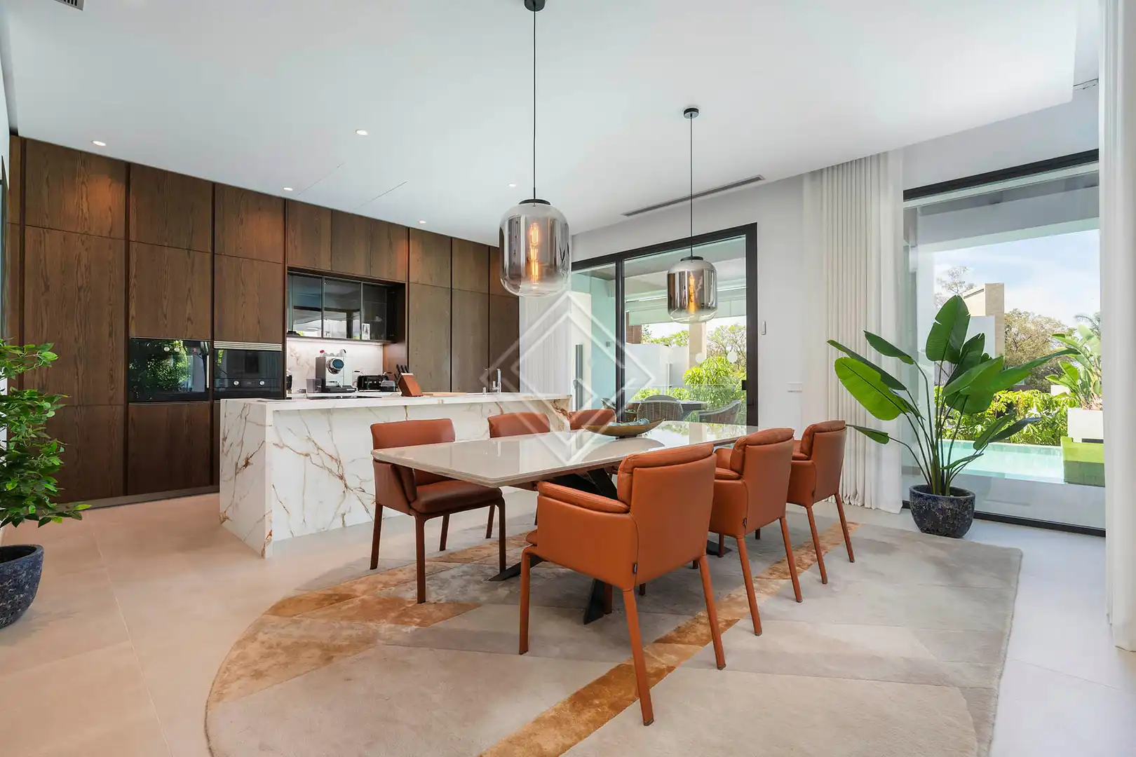 Chalet con piscina en venta en Marbella Centro, imagen 4