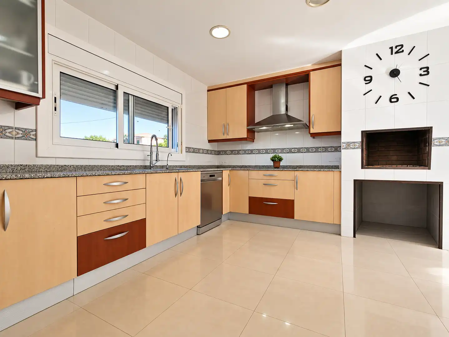 Casa con terrazza in vendita a Avinguda del Taió, imagen 12