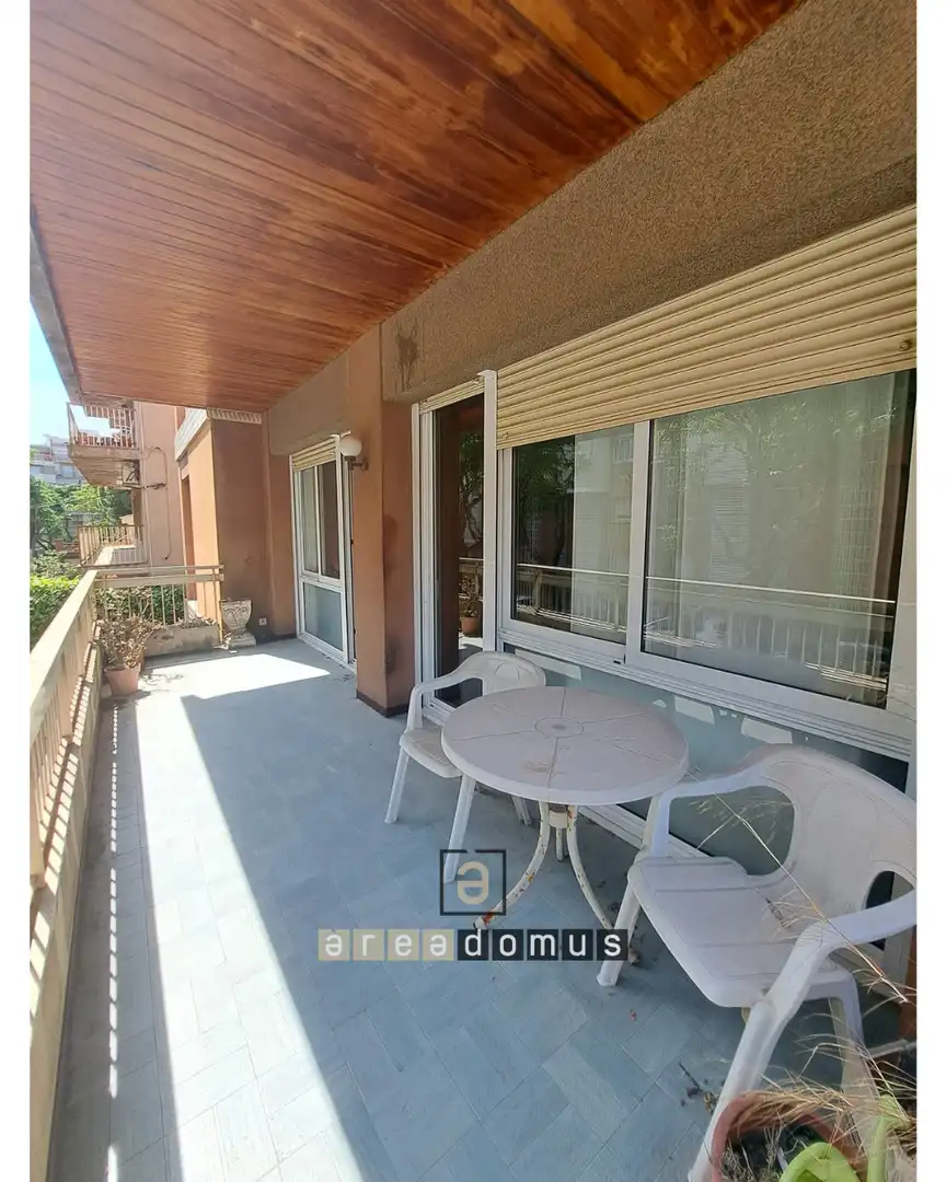Terrasse von Wohnung zum Verkauf in Sant Feliu de Llobregat mit Heizung, Privatgarten und Abstellraum