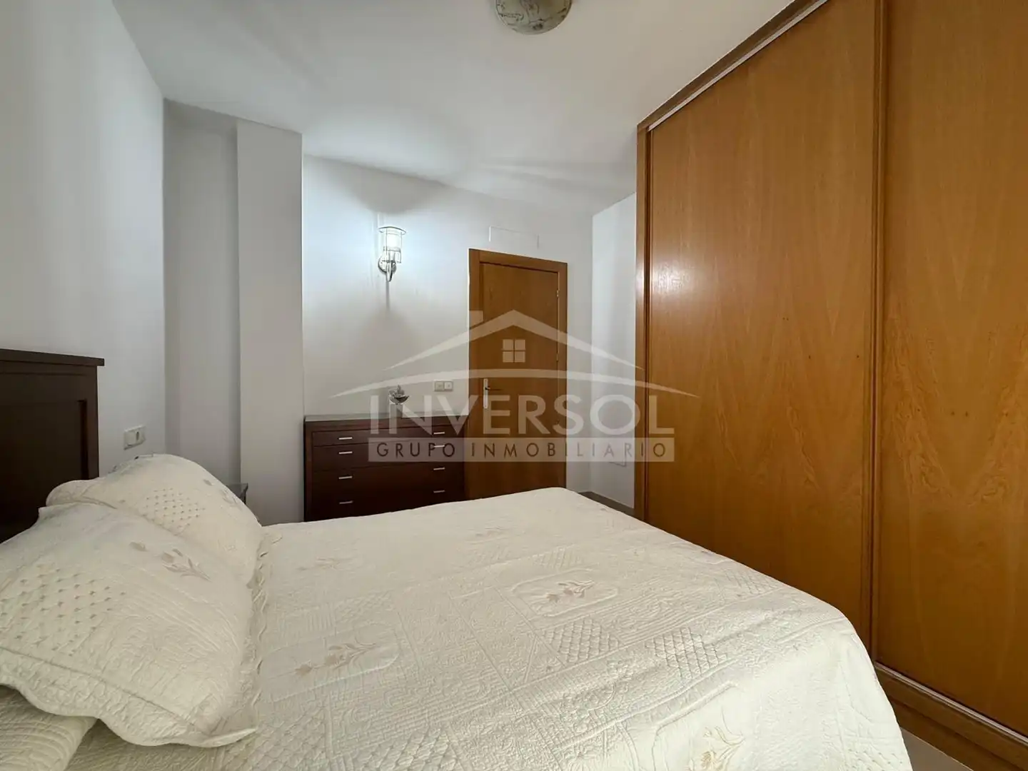 Habitación de Piso en venta en El Ejido con Amueblado