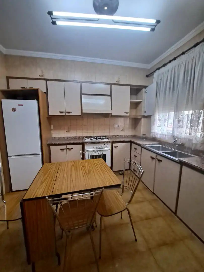 Cuina de Casa o xalet en venda en Castellón de la Plana / Castelló de la Plana amb Traster, Moblat i Forn