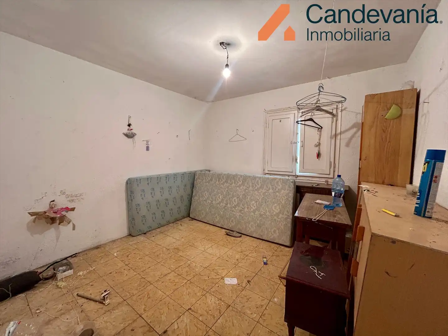 Nave industrial en venta en Zuera