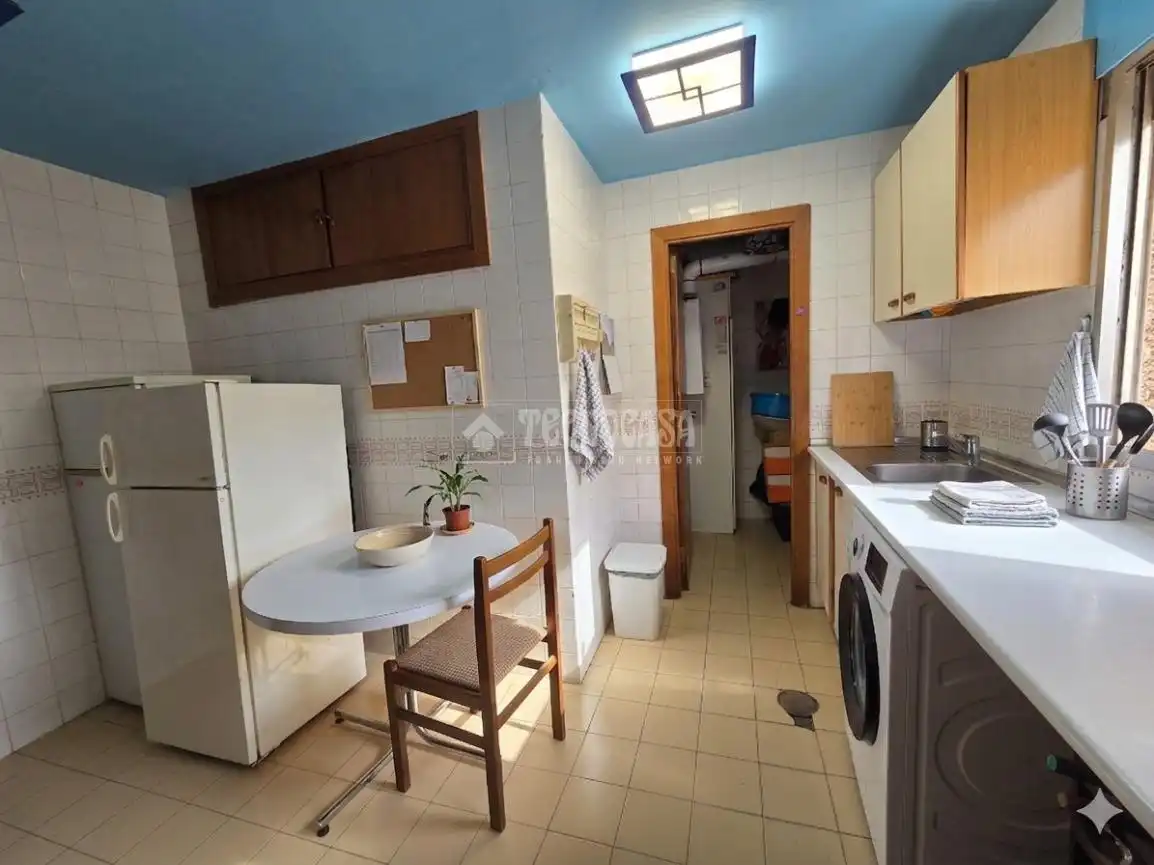 Kitchen of Detached homes for sale in Velilla de San Antonio  with Heating, Private garden and Terrace