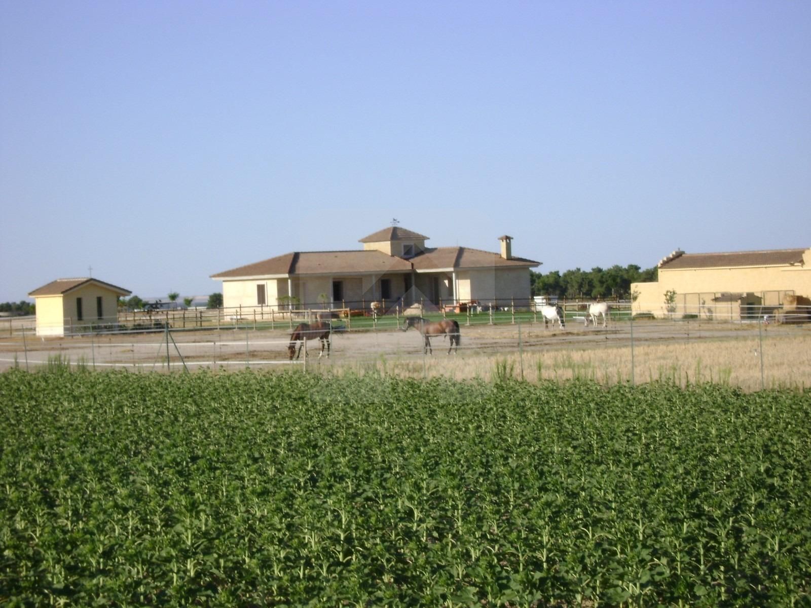 Country house zum verkauf in  EXTRARRADIO, Palacios de Goda