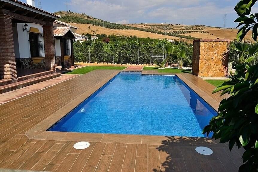 Piscina de Casa o xalet de lloguer en Álora amb Aire condicionat, Jardí privat i Terrassa