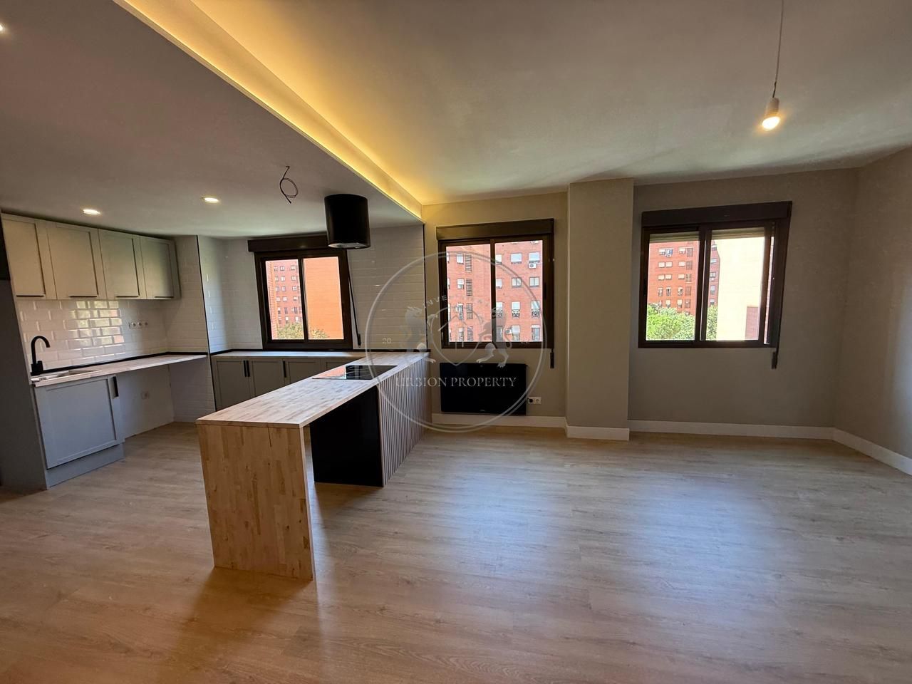 Kitchen of Flat for sale in  Madrid Capital  with Heating