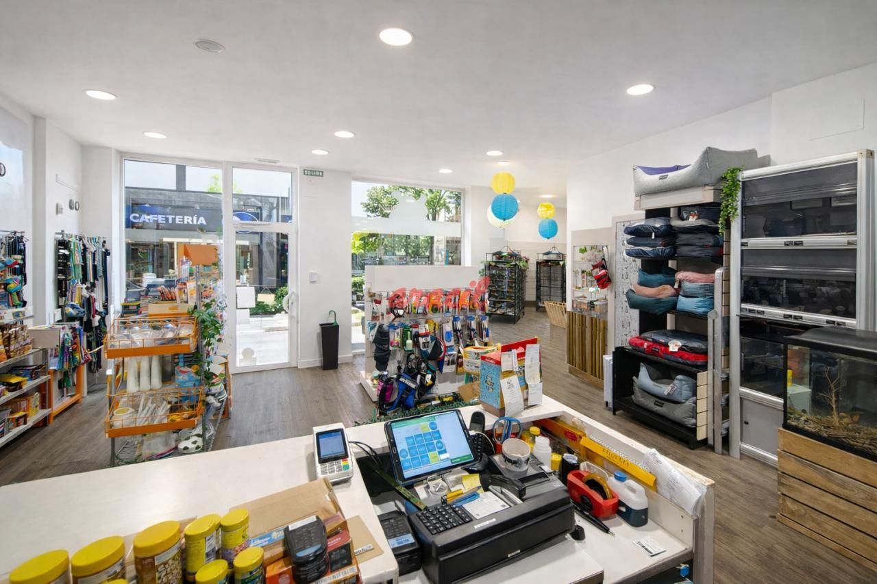 Local en venta en Ourense Capital  con Aire acondicionado y Amueblado