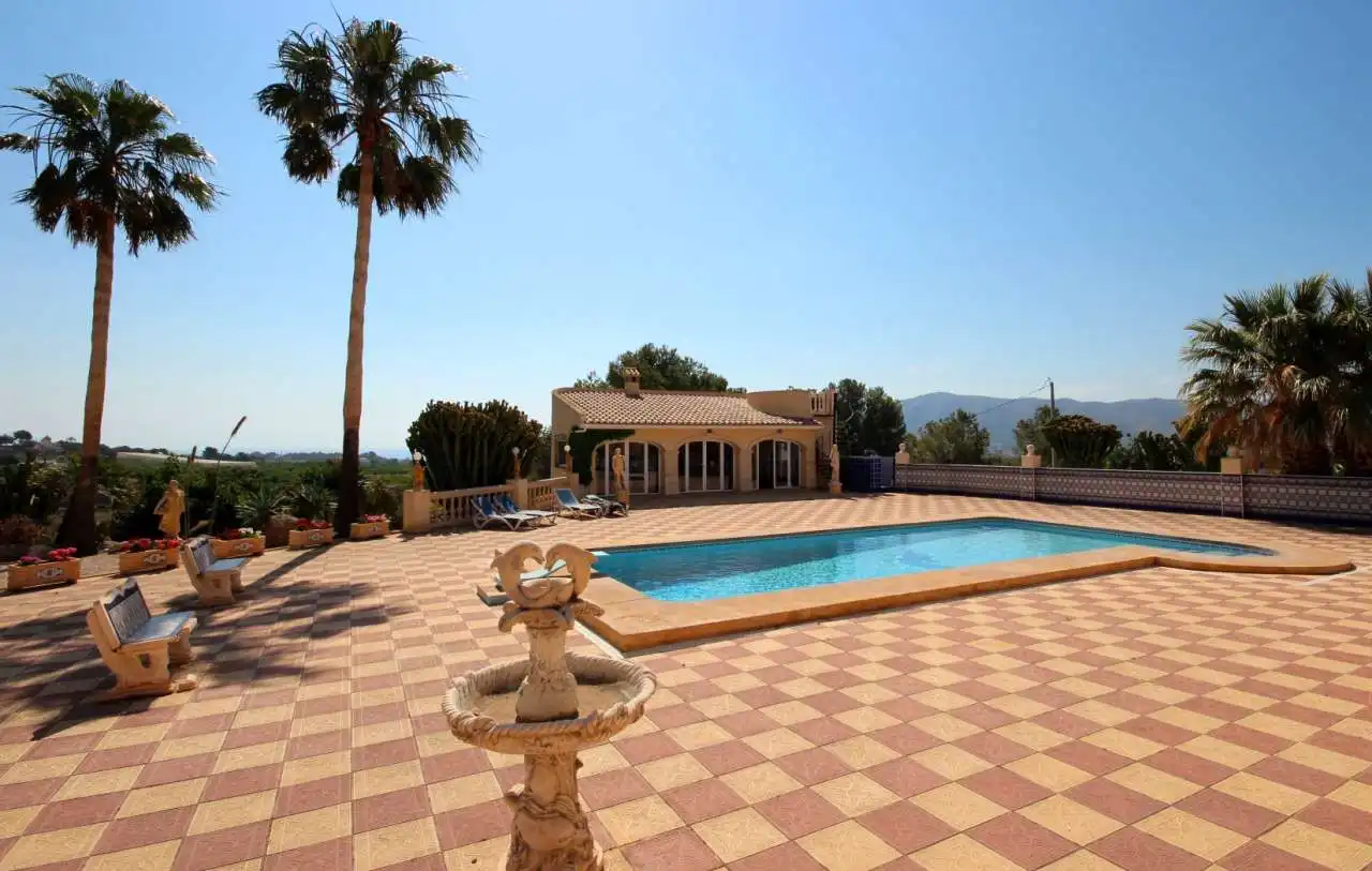Exterior view of Houses for sale in L'Alfàs del Pi  with Air Conditioner, Private garden and Terrace