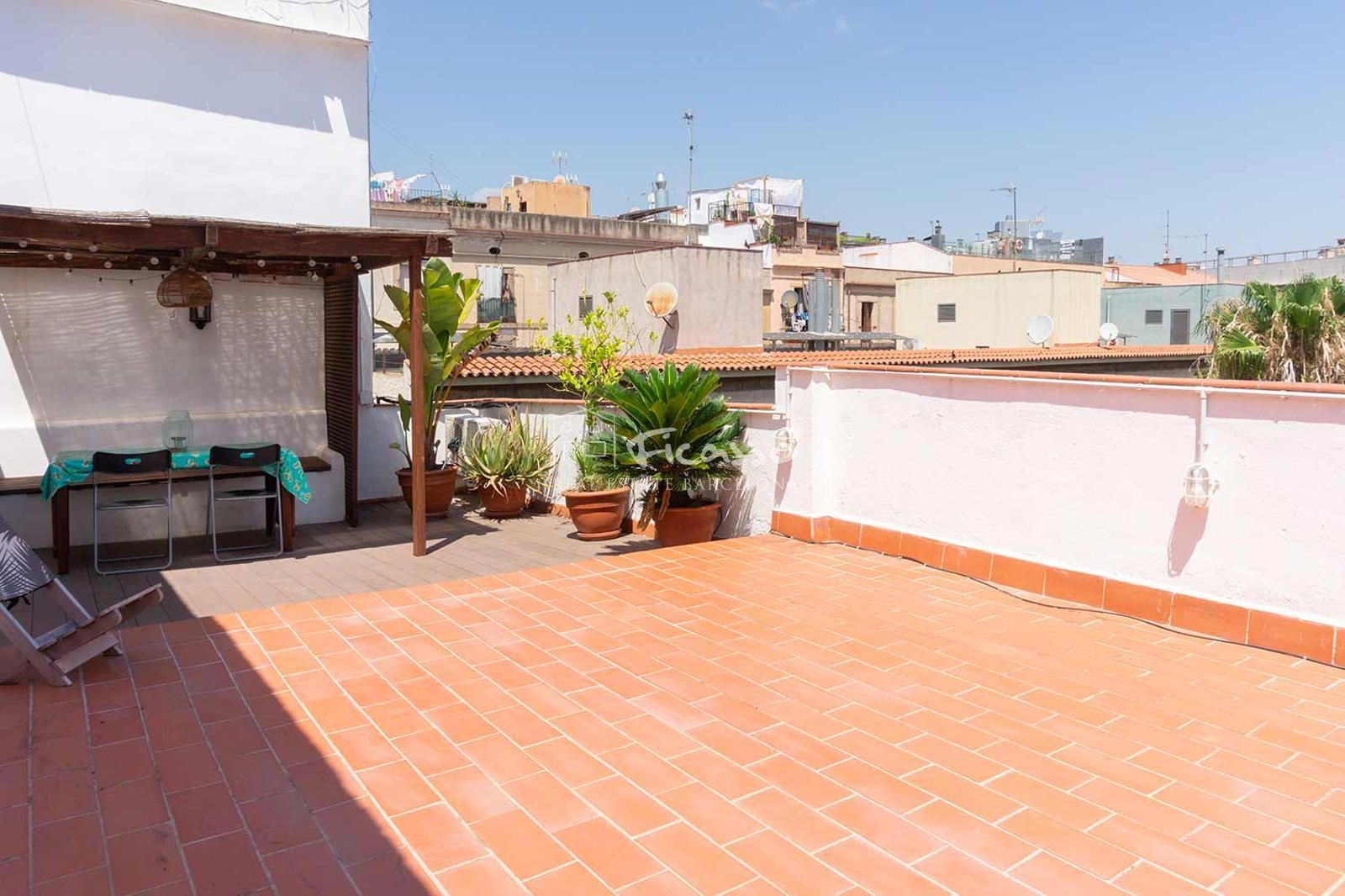 Terraza de Ático de alquiler en  Barcelona Capital con Aire acondicionado, Calefacción y Parquet