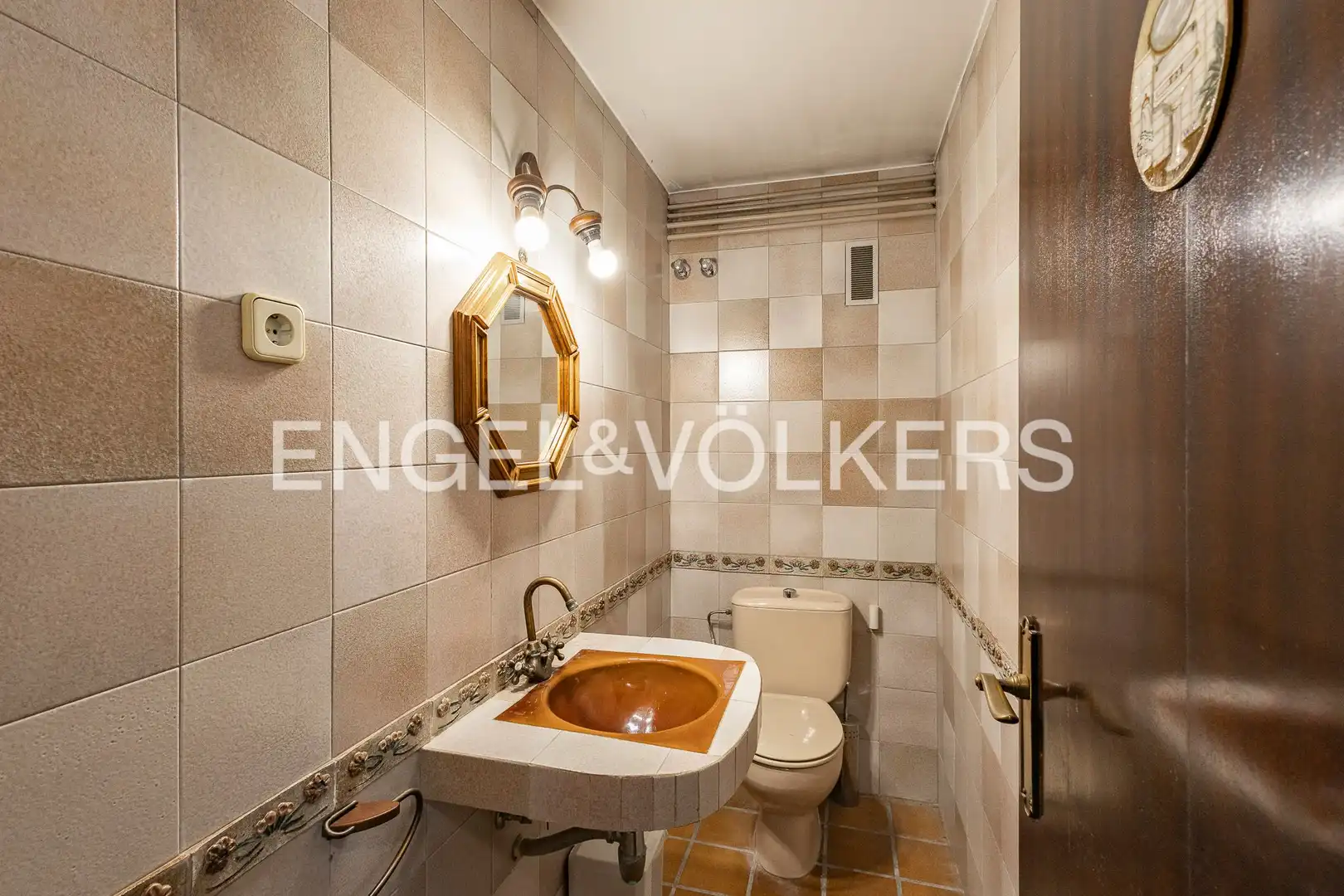 Baño de Casa o chalet en venta en Esplugues de Llobregat con Aire acondicionado, Calefacción y Jardín privado