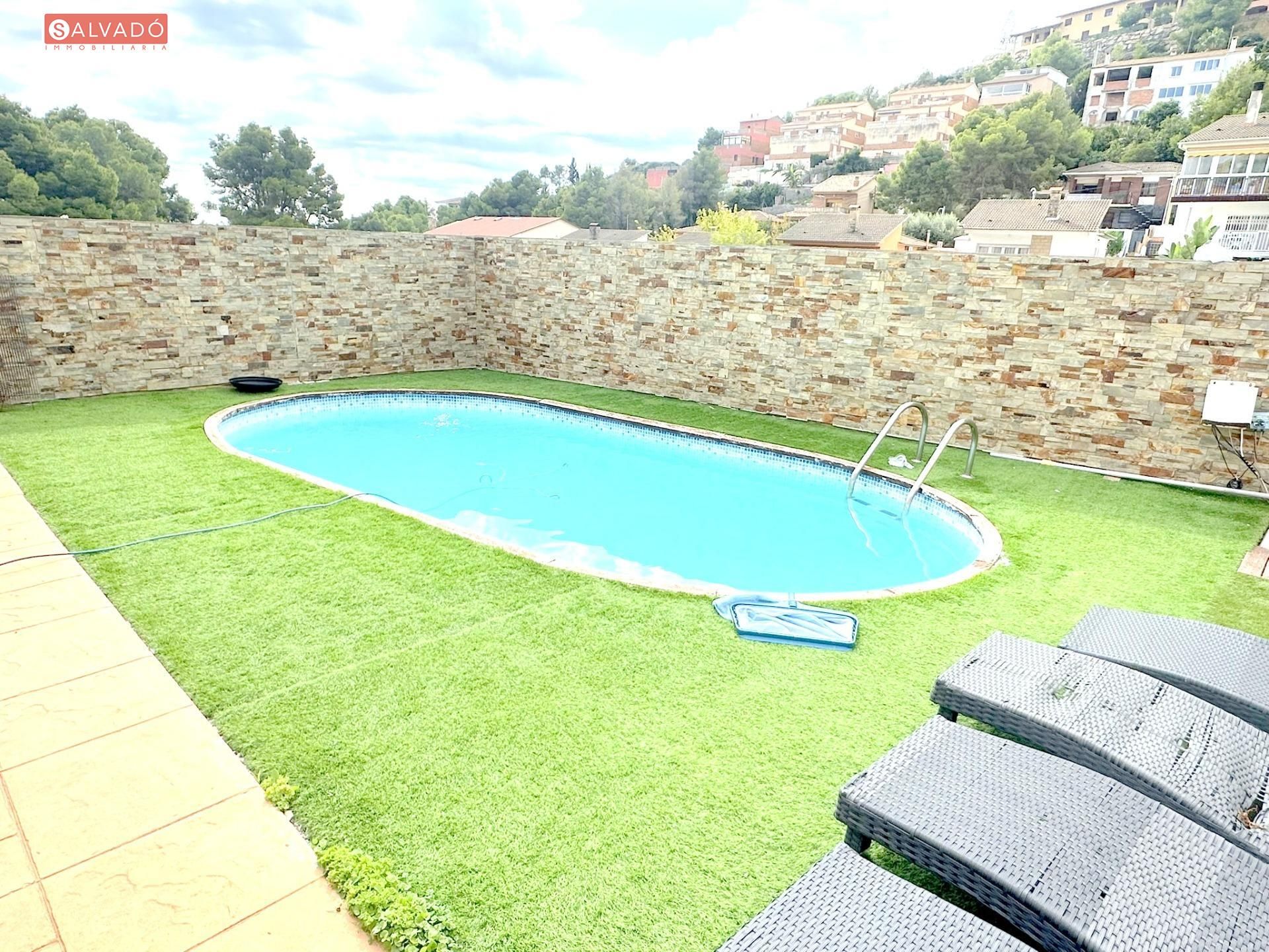 Piscina de Casa o xalet en venda en Calafell amb Calefacció, Jardí privat i Terrassa