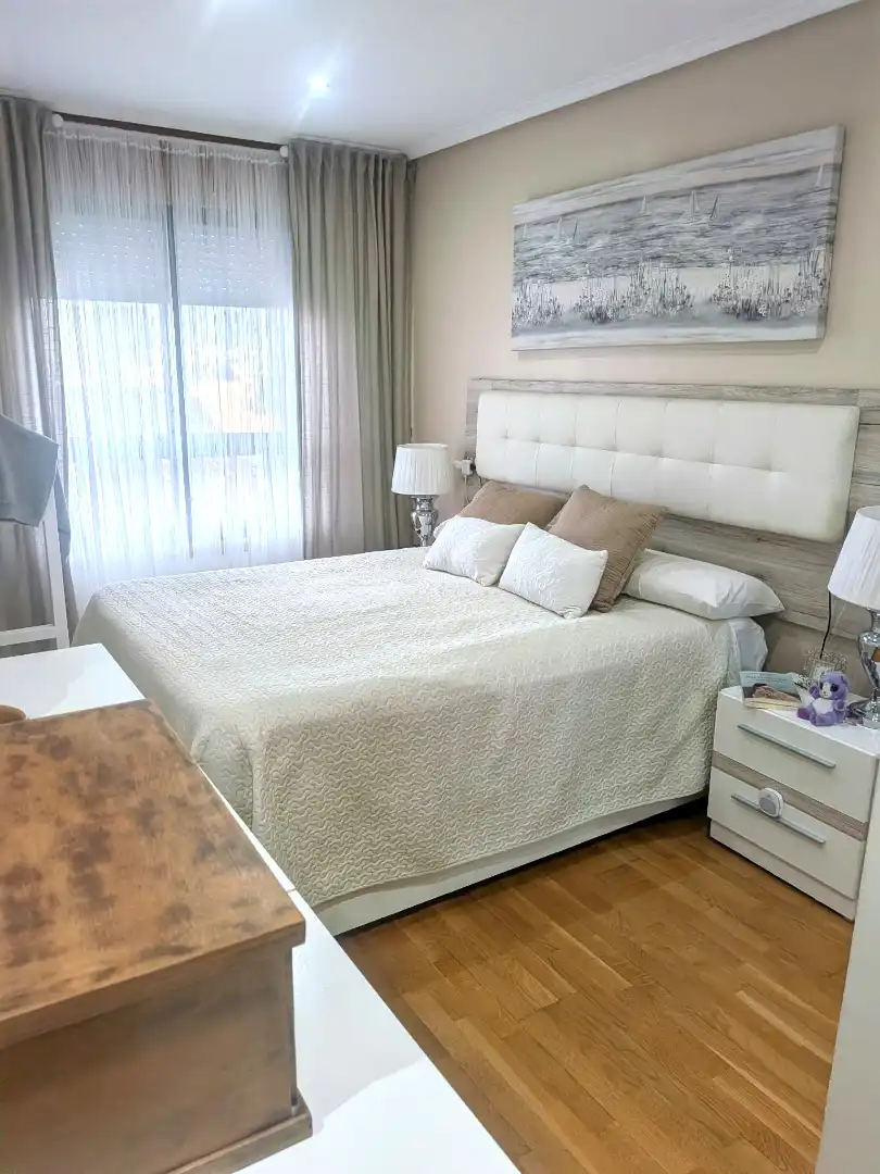 Habitación de Piso en venta en Narón con Amueblado