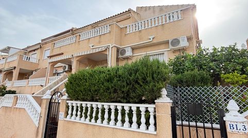 Foto 2 de Apartament en venda a Parque Acuático - Sector 25, Torrevieja