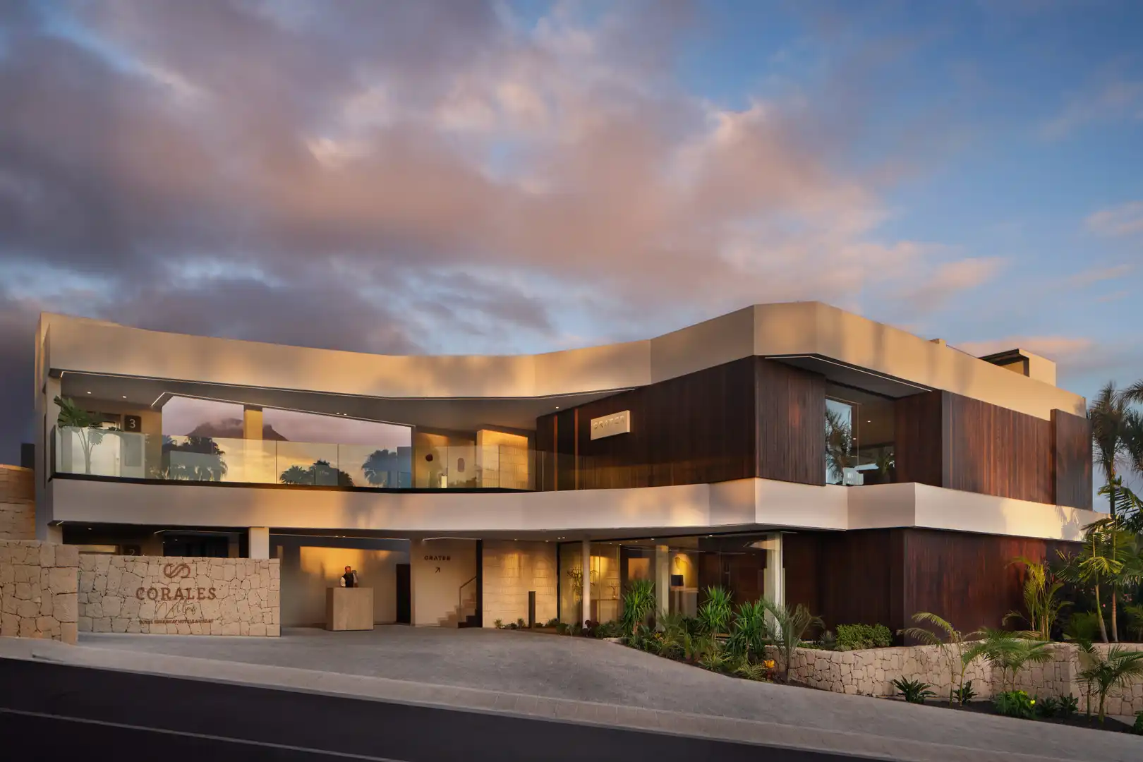 Vista exterior de Casa o chalet en venta en Adeje con Aire acondicionado, Terraza y Trastero