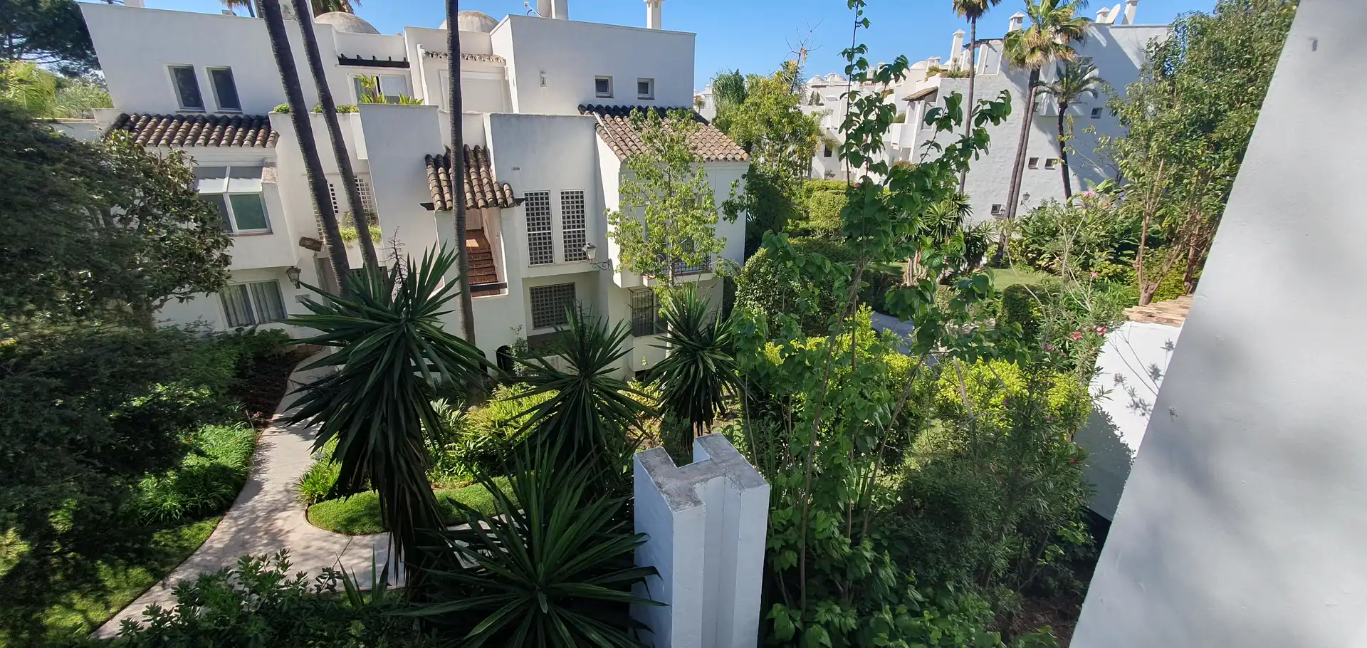 Jardí de Local de lloguer en Marbella amb Aire condicionat, Parquet i Alarma