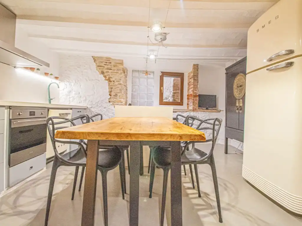 Dining room of Houses for sale in Castelló d'Empúries