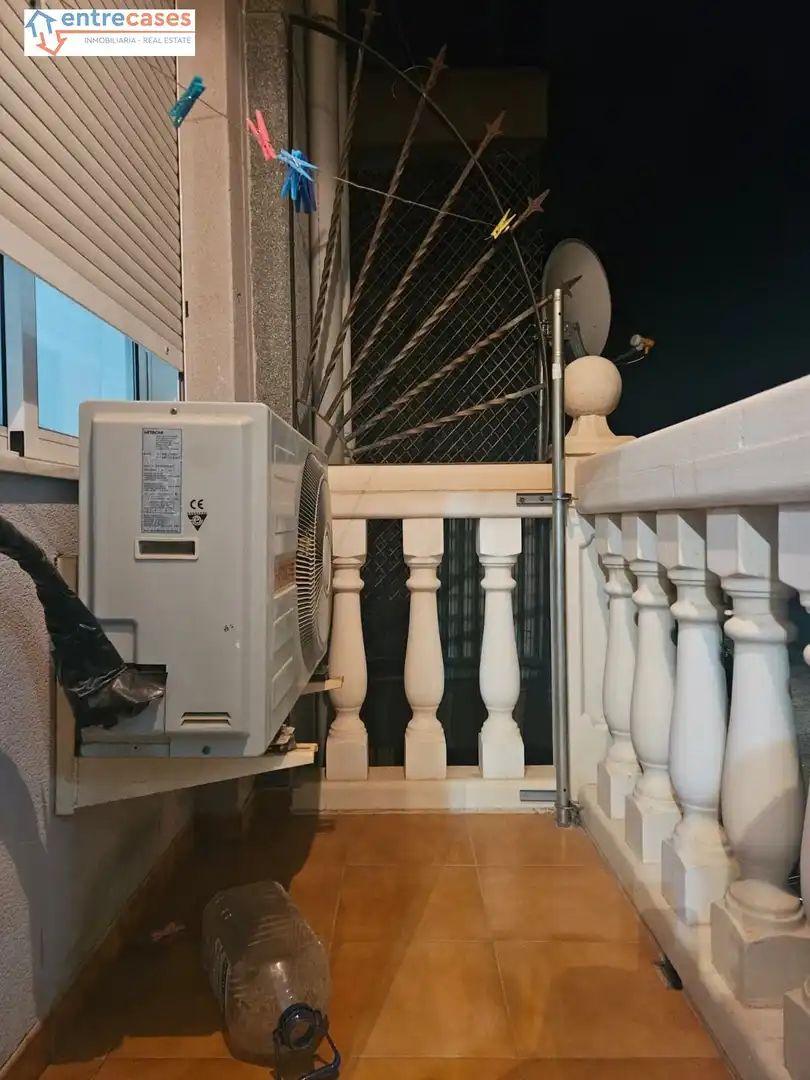 Terraza de Piso en venta en Gilet con Aire acondicionado, Calefacción y Amueblado