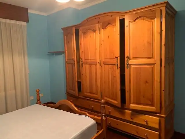 Dormitori de Pis de lloguer en Narón amb Calefacció, Parquet i Terrassa