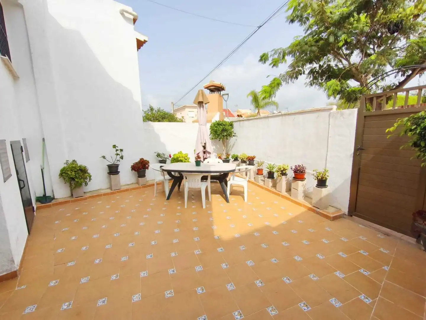 Terrace of Detached homes for sale in Tavernes de la Valldigna  with Air Conditioner, Terrace and Swimming Pool