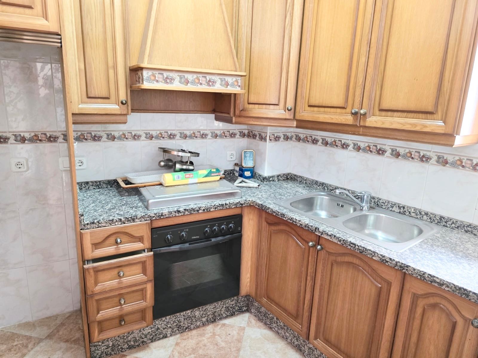 Kitchen of House or chalet for sale in Lucena  with Private garden and Balcony