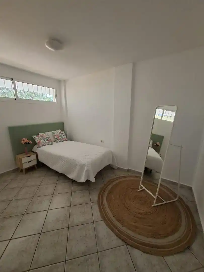Dormitori de Pis en venda en Adeje amb Piscina i Balcó