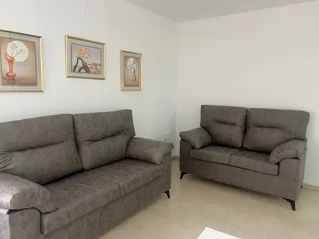 Sala d'estar de Pis de lloguer en Puertollano amb Aire condicionat, Calefacció i Moblat