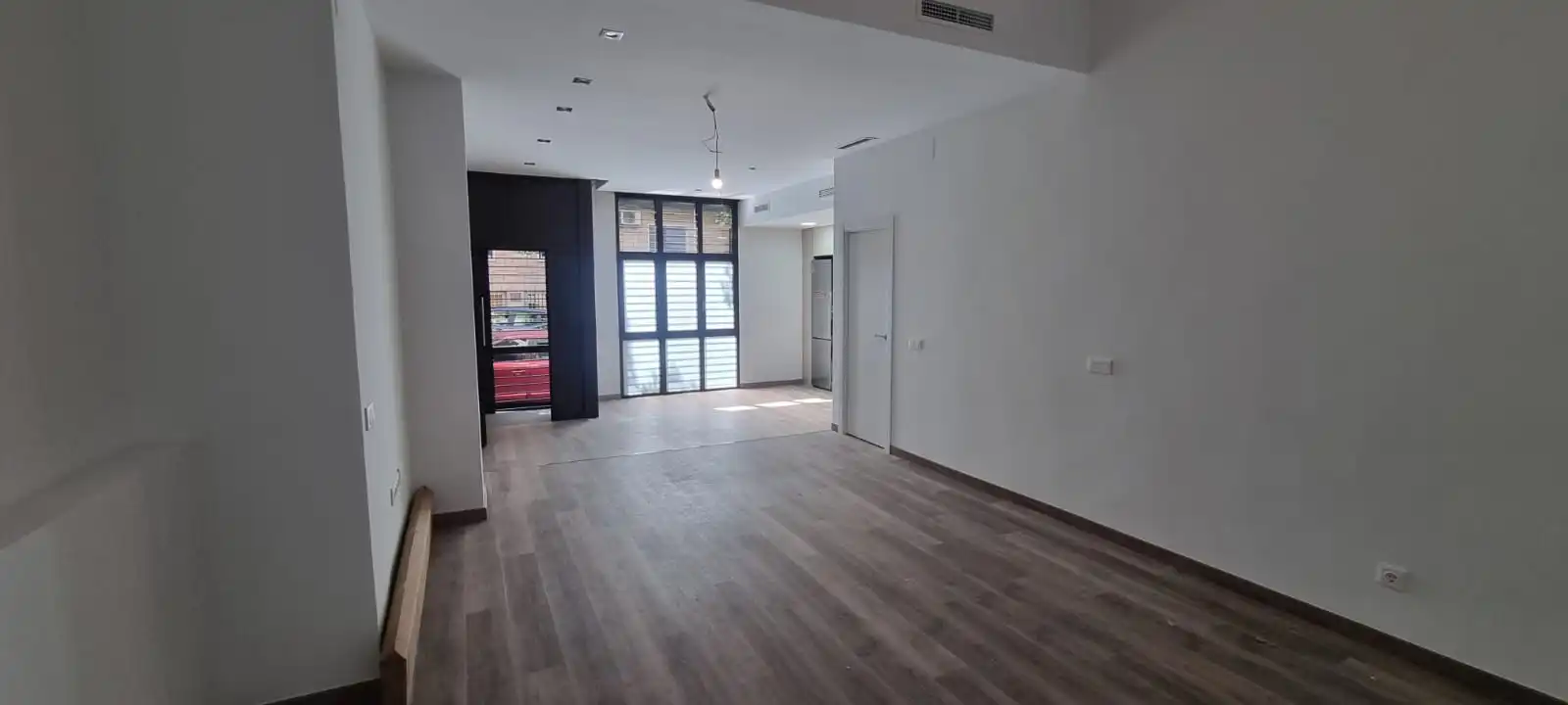 Study for rent in Madrid  with Air Conditioner, Heating and Oven