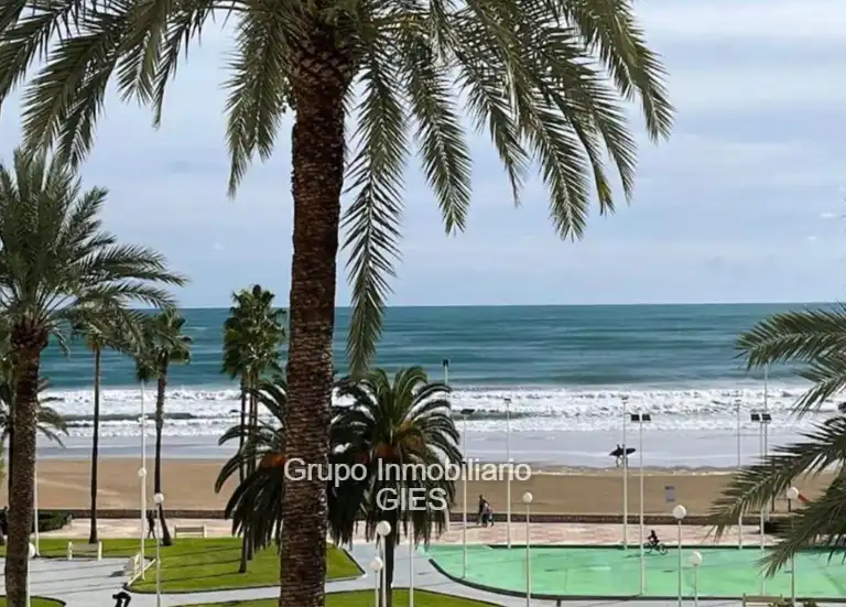 Vista exterior de Apartamento en venta en Cullera con Aire acondicionado, Calefacción y Terraza