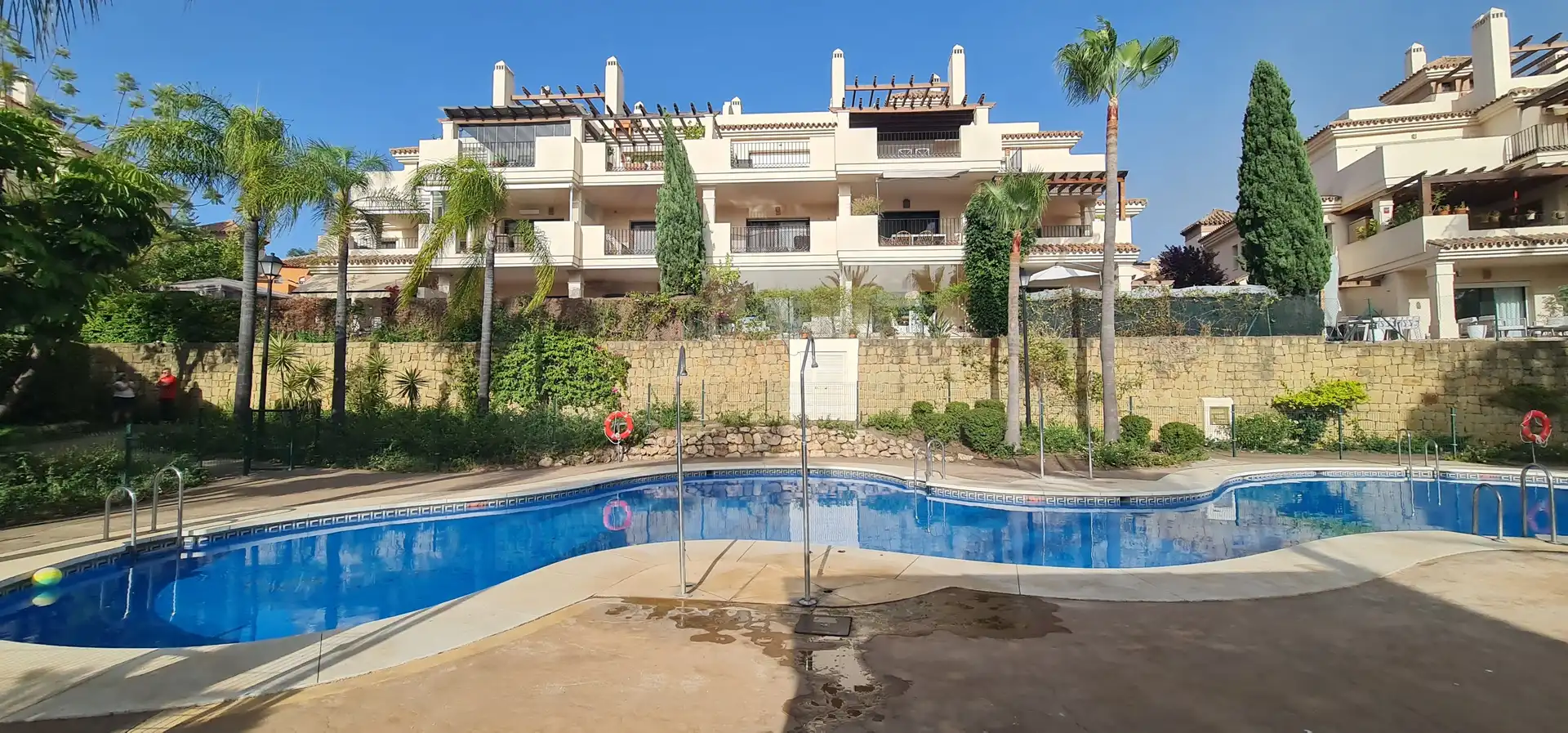 Exterior view of Flat for sale in Marbella  with Air Conditioner, Heating and Terrace