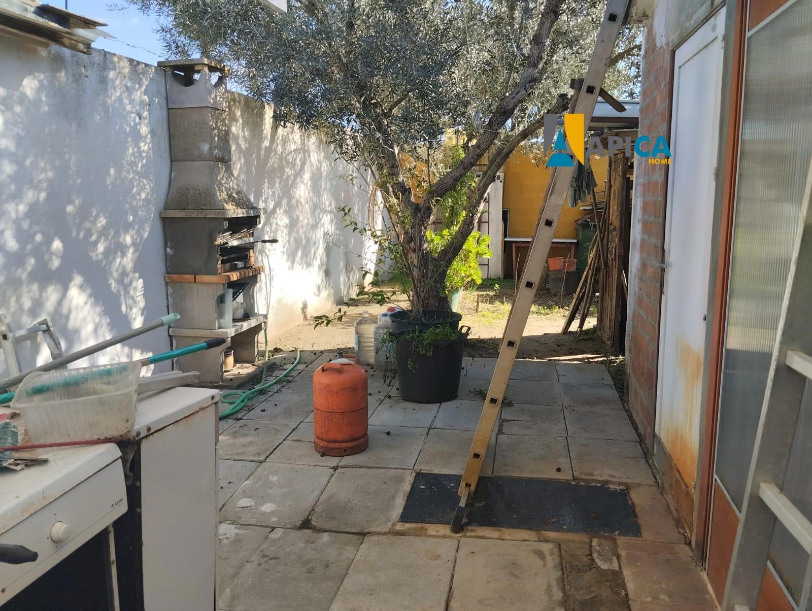 Jardí de Casa o xalet en venda en Chiclana de la Frontera amb Calefacció, Traster i Moblat